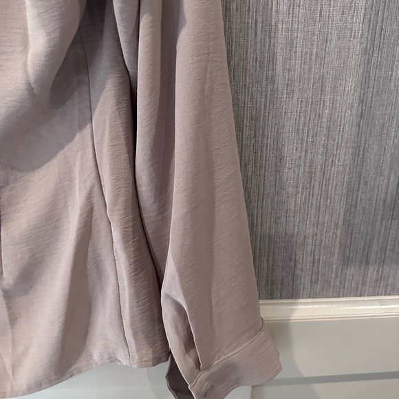 Long sleeve tan button up shirt, size medium - Picture 2 of 8